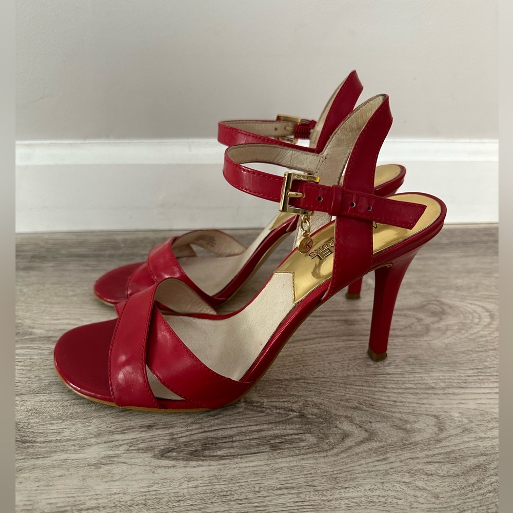 Michael Kors Women's Size 7.5 Red Gold Sandal Pumps Stiletto Shoe High